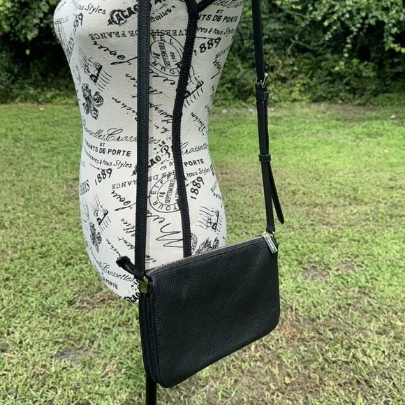 LEILA TRIPLE GUSSET CROSSBODY - Picture 16 of 16